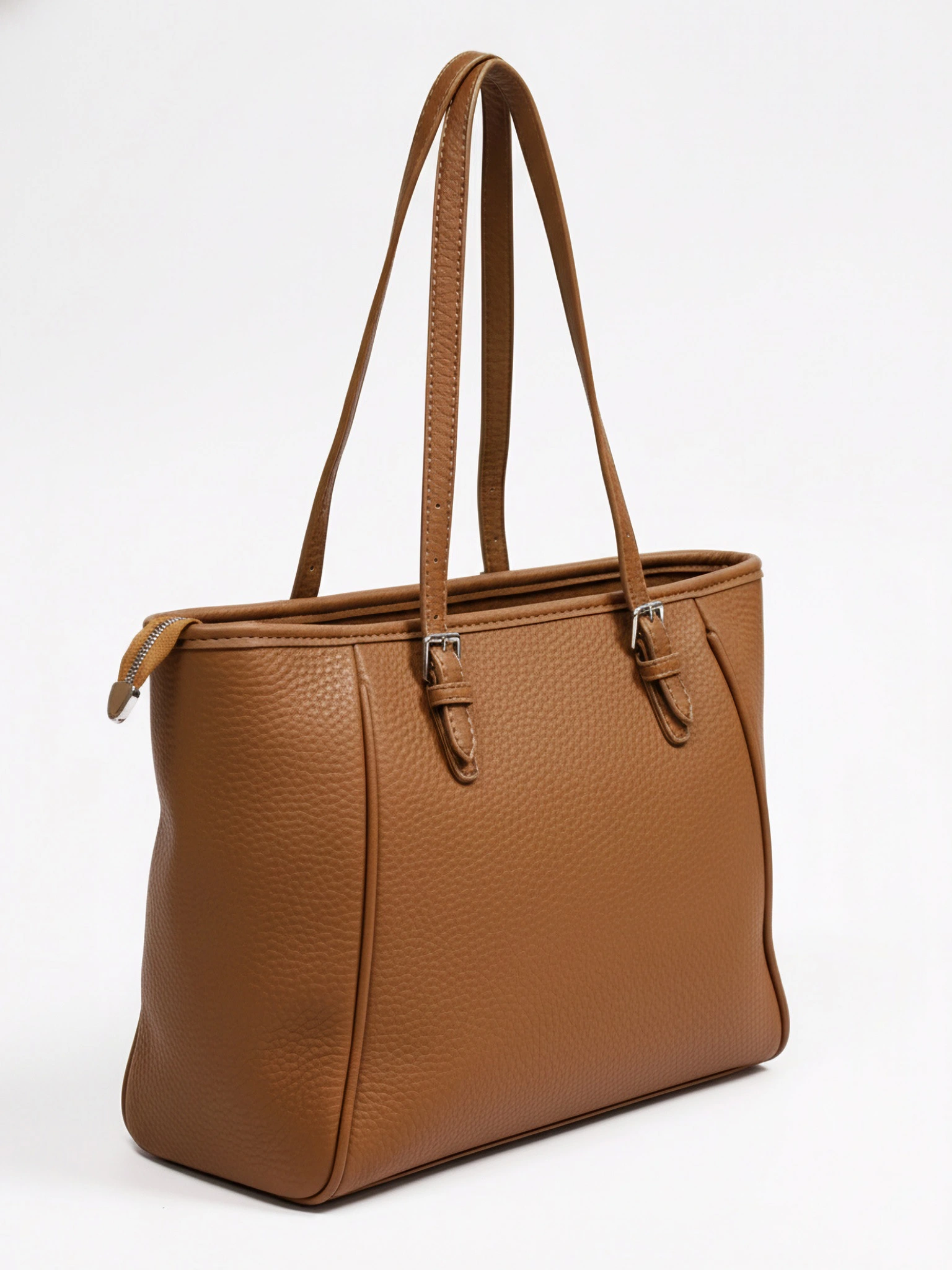 Сумка-тоут  с регулируемыми ручками и тиснением в ассортименте